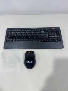 Lenovo LXH-JME8002B Compact Keyboard Wireless Bluetooth Bundle With Mouse